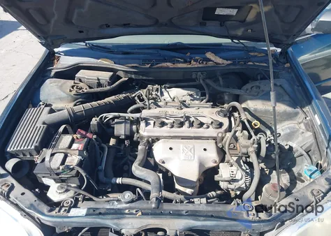 2001 Honda Accord Value Package from USA, damaged, VIN 1HGCF86601A051159